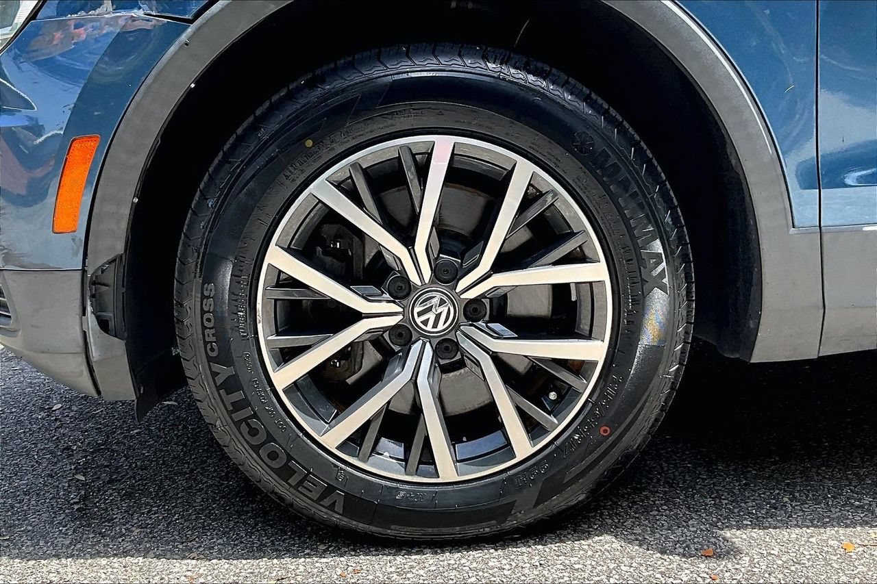 Used 2018 Volkswagen Tiguan SE FWD image 35