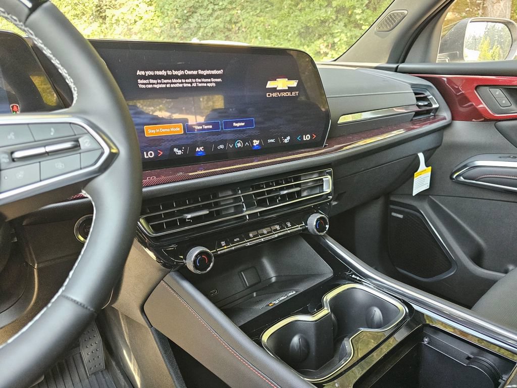 New 2026 Chevrolet Traverse Z71 w/ Enhanced Driving Package AWD/4WD image 31