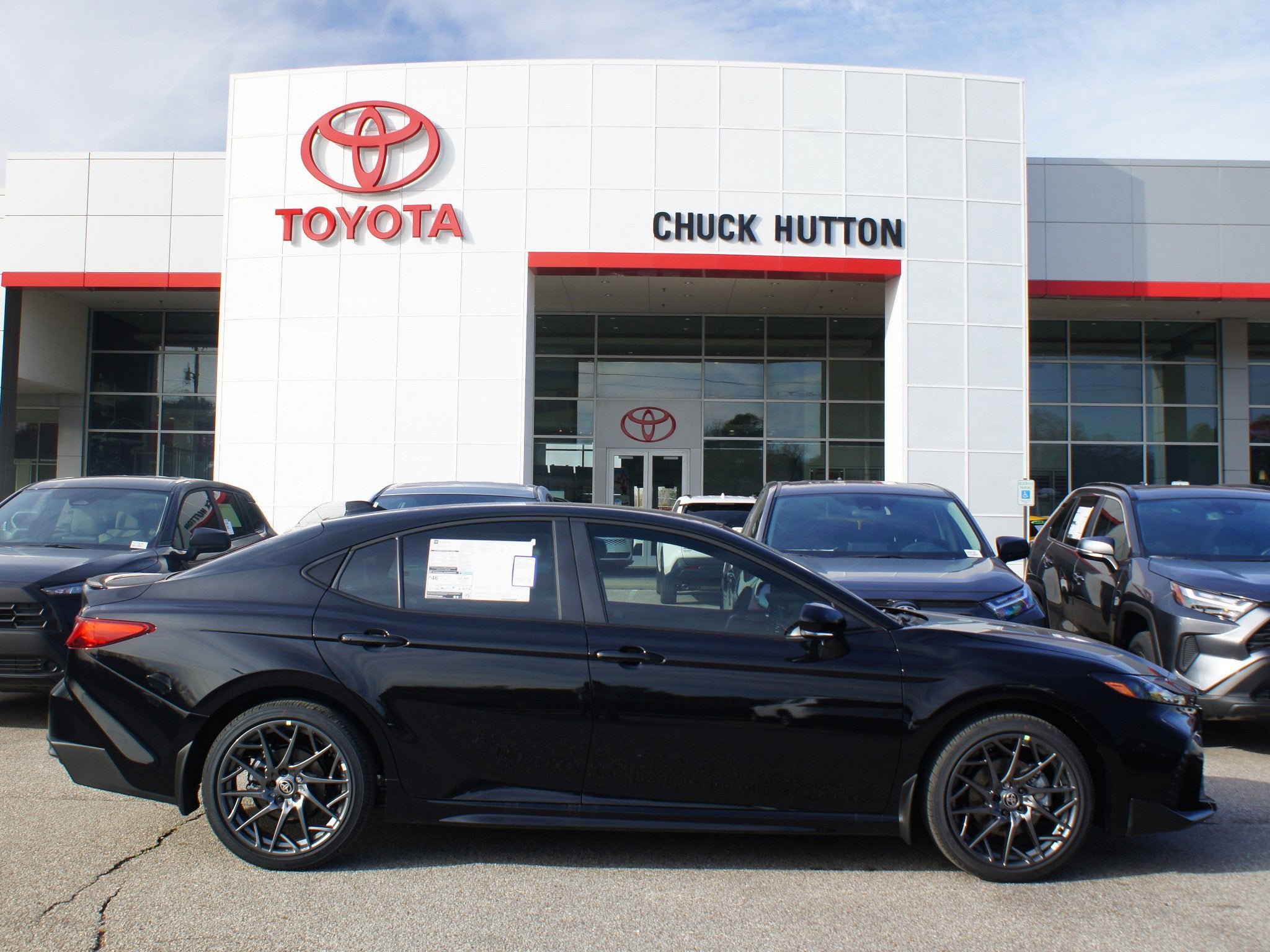 Used 2026 Toyota Camry SE w/ Convenience Package