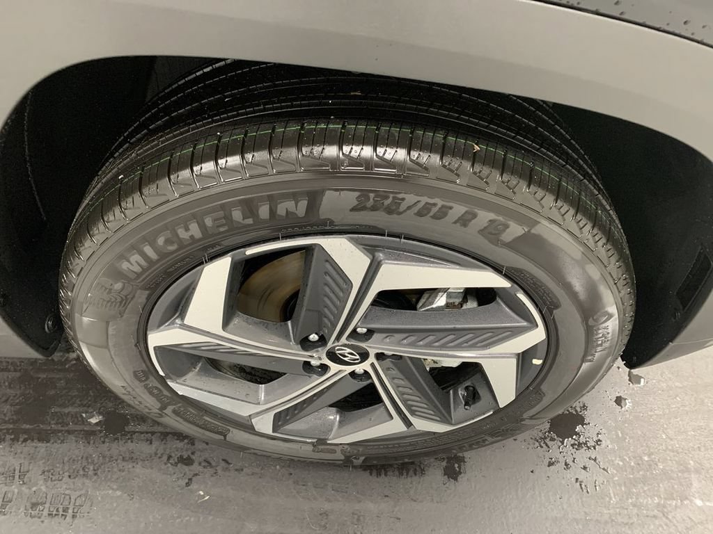 Used 2024 Hyundai Tucson Limited AWD/4WD image 8