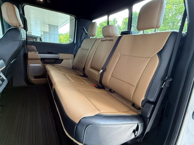 Certified 2026 Ford F350 Lariat w/ Lariat Ultimate Package AWD/4WD image 7