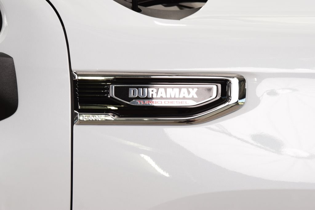 Used 2026 GMC Sierra 1500 SLT AWD/4WD image 17