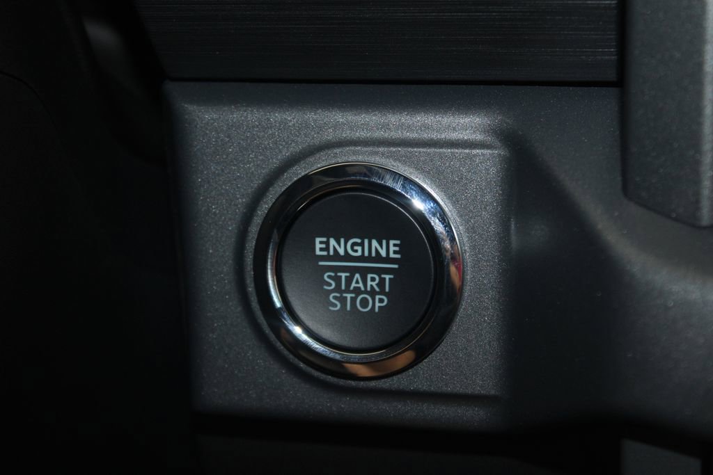 New 2025 Ford F150 XLT w/ Equipment Group 303A High image 40