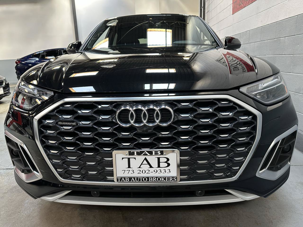 Used 2023 Audi Q5 2.0T Premium w/ Convenience Package AWD/4WD image 7