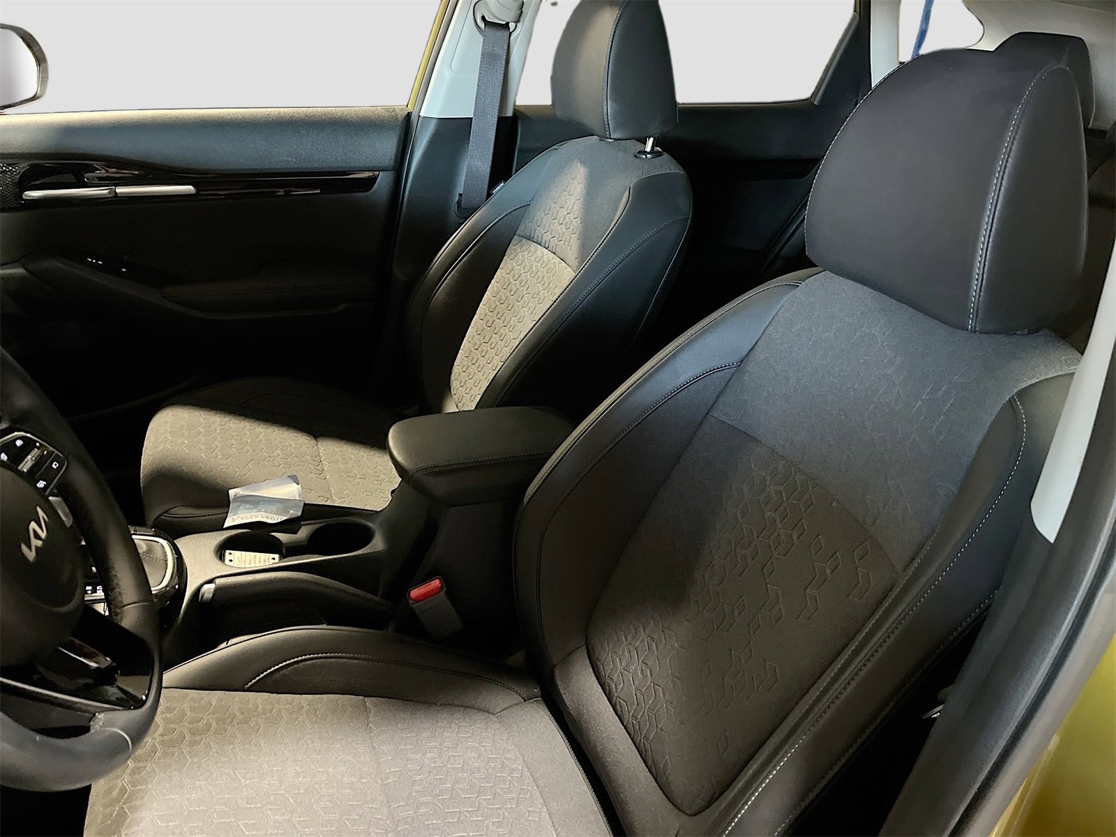 Used 2024 Kia Seltos S image 22