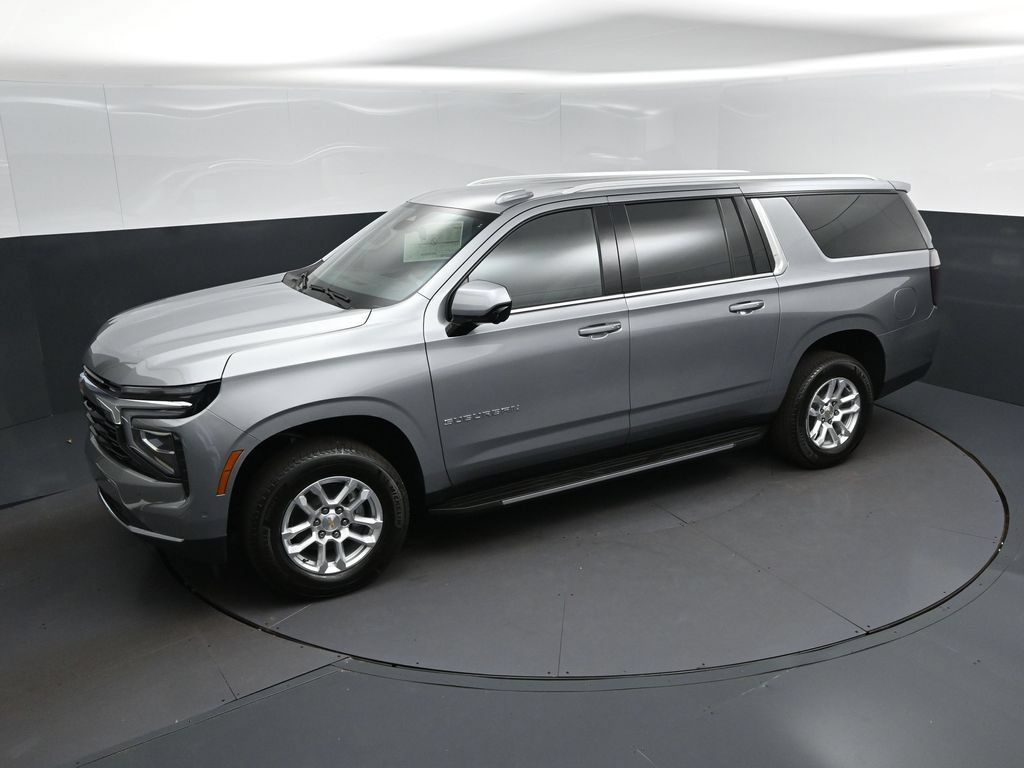 New 2026 Chevrolet Suburban LS RWD image 32