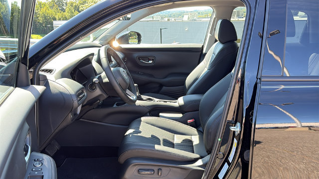 Used 2026 Honda HR-V EX-L image 10
