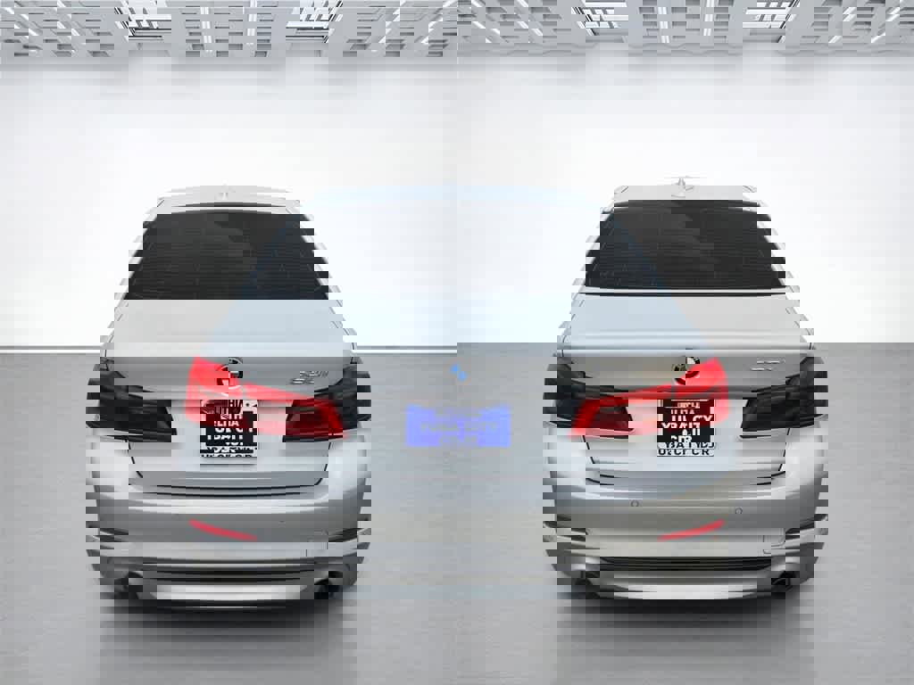 Used 2019 BMW 530i w/ Convenience Package image 5