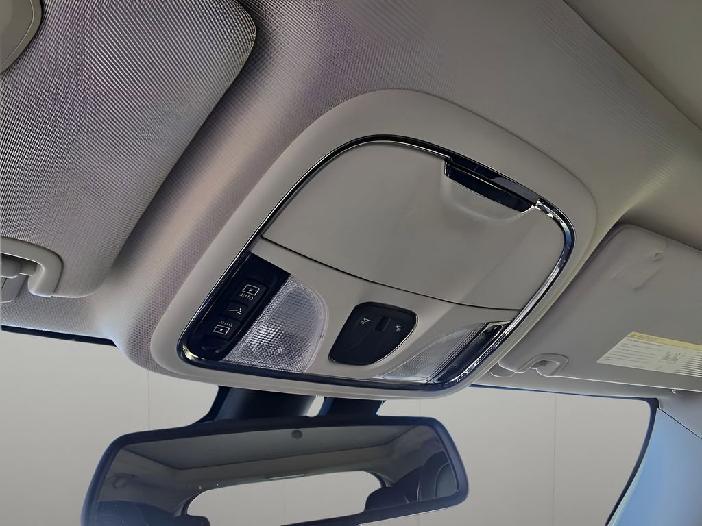 Used 2016 Jeep Cherokee Trailhawk w/ Comfort/Convenience Group image 23