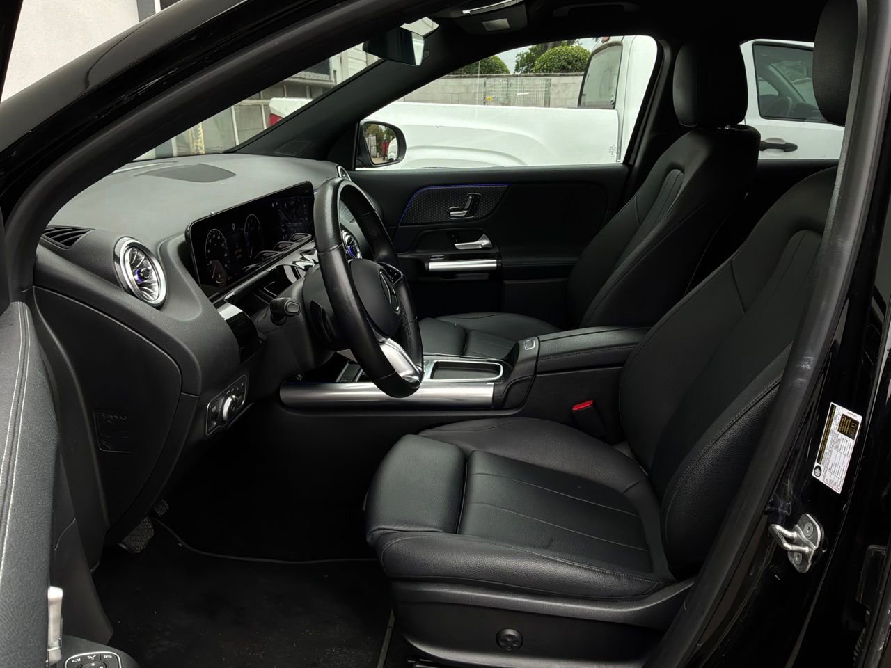 Used 2025 Mercedes-Benz GLA 250 image 10