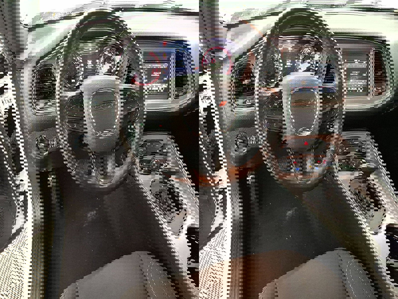 Used 2023 Dodge Challenger SXT image 20