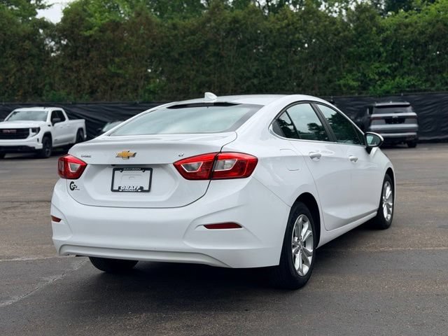 Used 2019 Chevrolet Cruze LT w/ LT Fleet Convenience Package FWD image 4