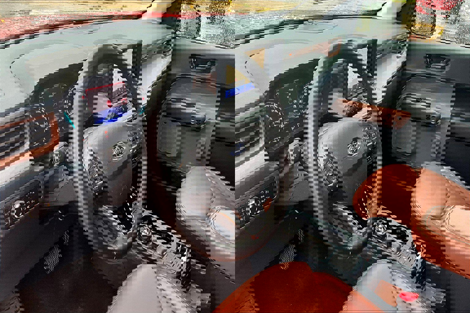 Used 2024 Ford Maverick Lariat image 20