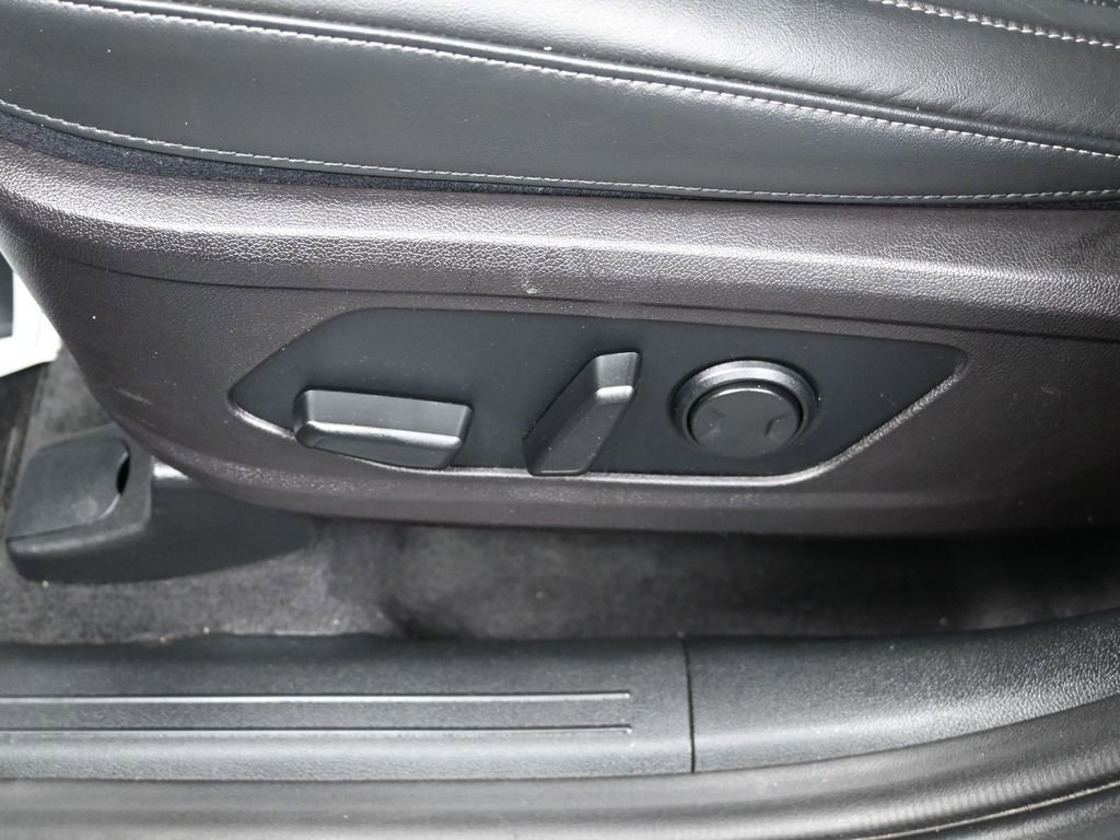 Certified 2021 Kia Sorento EX w/ Panoramic Sunroof Package FWD image 30