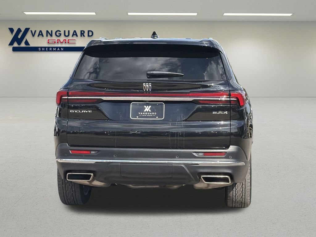Used 2025 Buick Enclave Preferred FWD image 5
