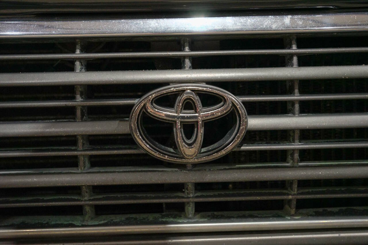 Used 1997 Toyota Land Cruiser AWD/4WD image 21