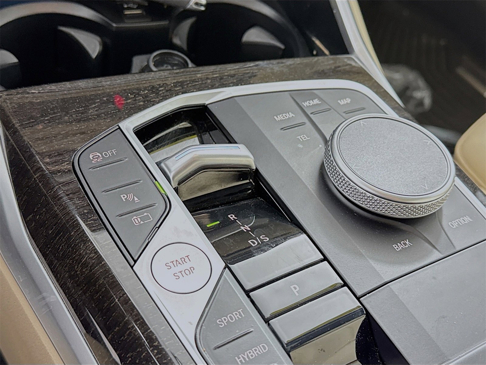 Used 2023 BMW 330e xDrive w/ M Sport Package image 14