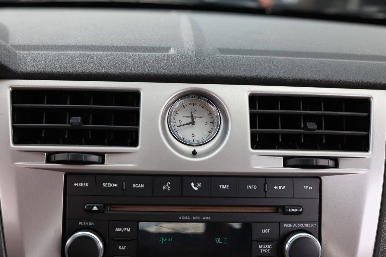 Used 2008 Chrysler Sebring Touring image 30