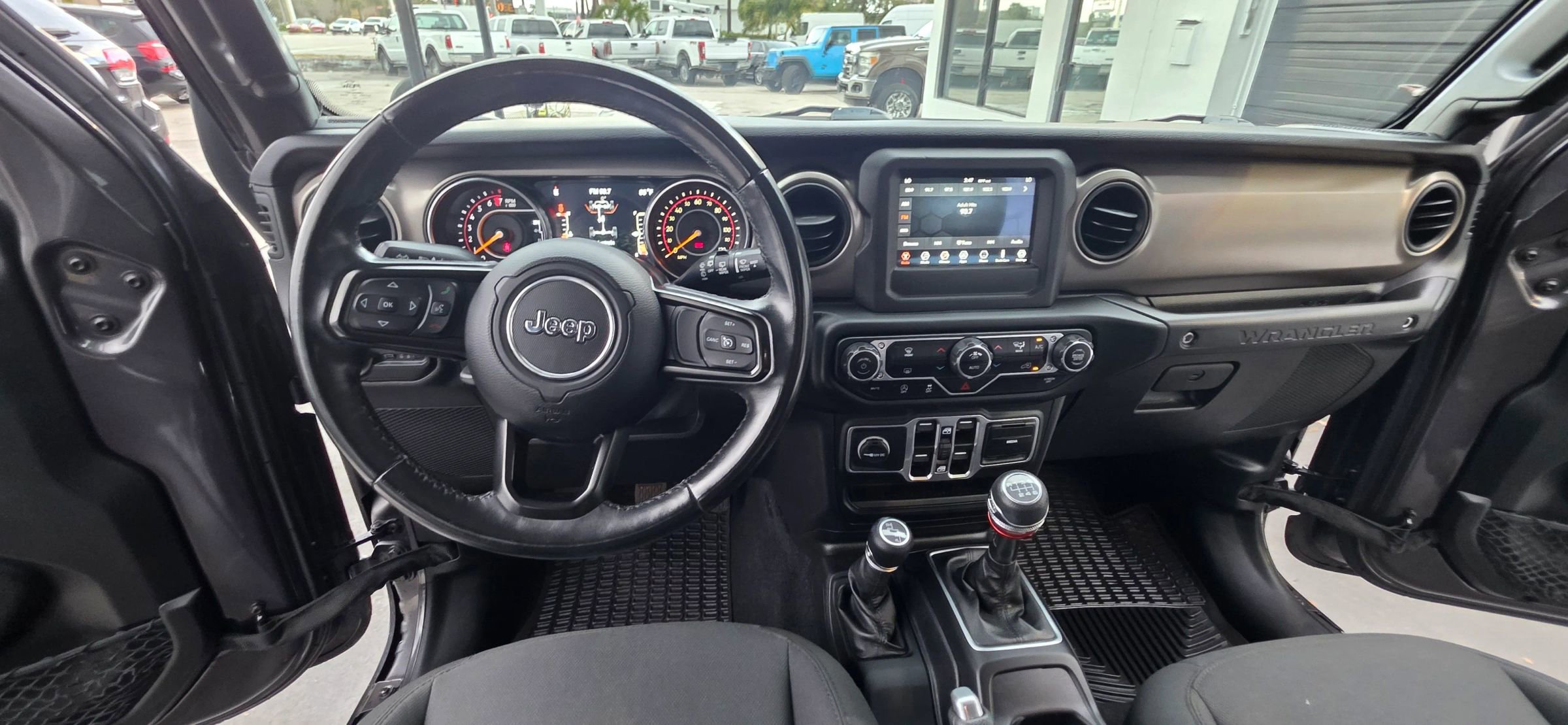 Used 2018 Jeep Wrangler Unlimited Sport w/ Technology Group AWD/4WD image 7