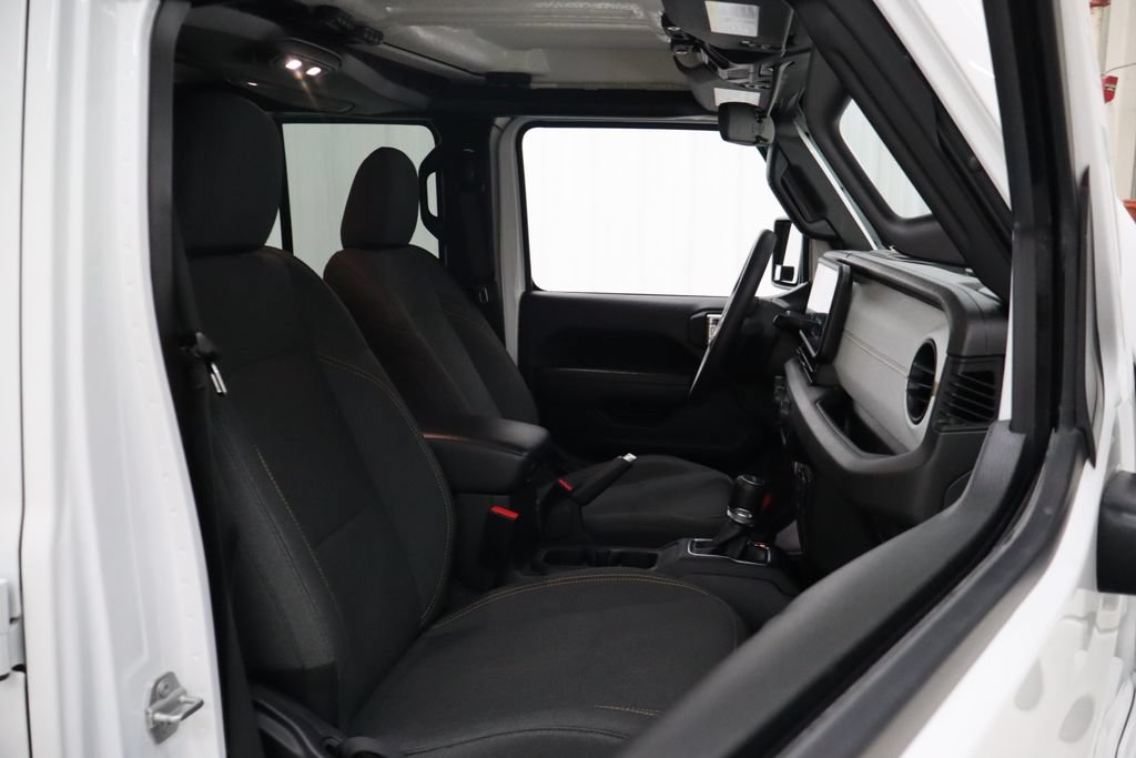 Used 2024 Jeep Gladiator Sport AWD/4WD image 27