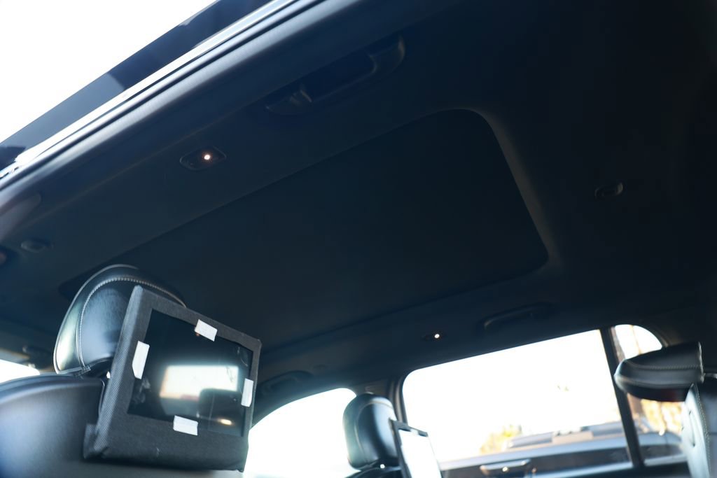 New 2025 Jeep Grand Cherokee L Overland image 32