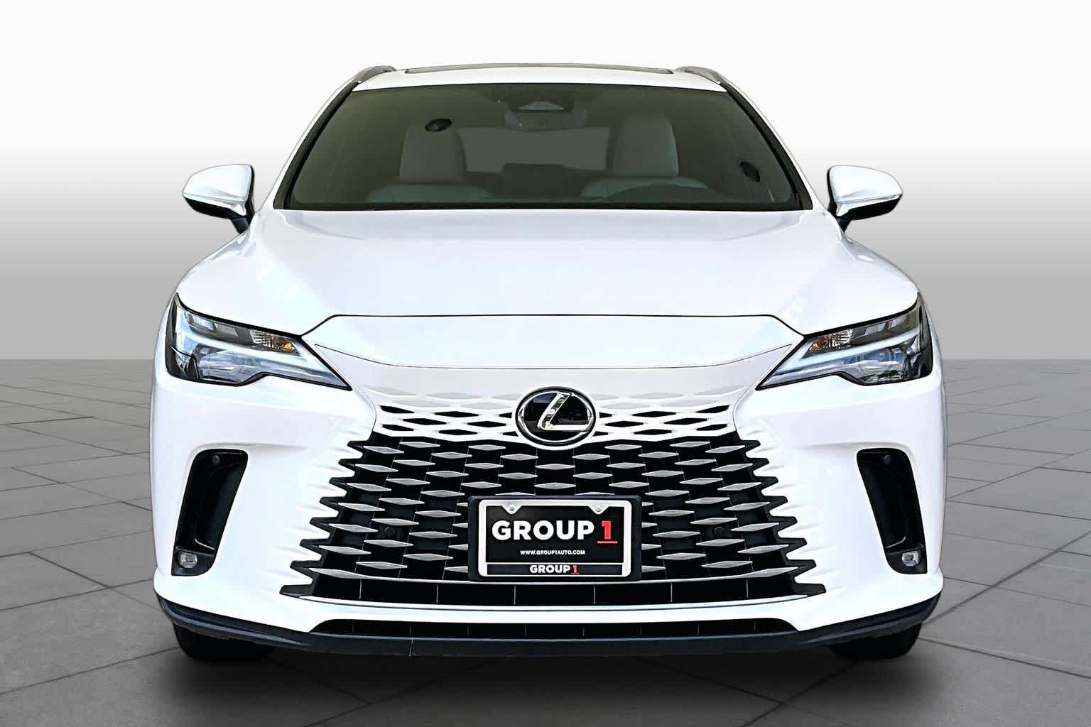 Used 2024 Lexus RX 350h w/ Accessory Package (Z1) AWD/4WD image 4