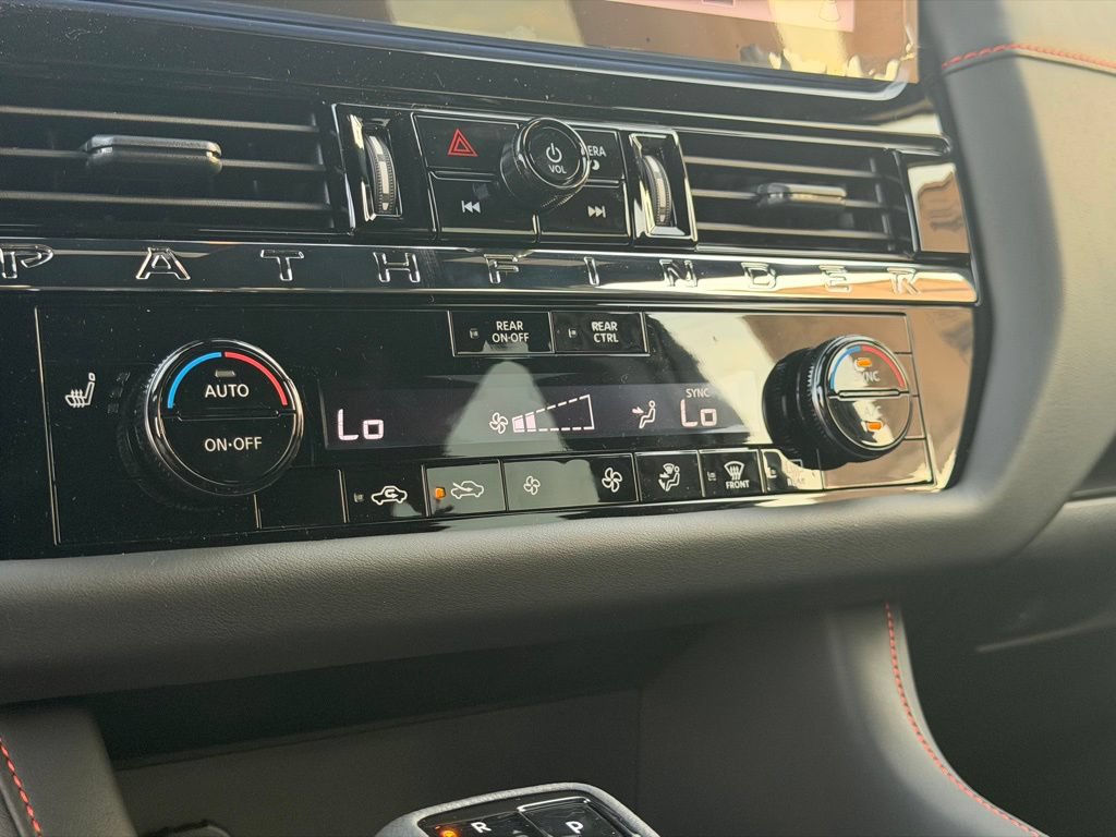 New 2026 Nissan Pathfinder Rock Creek AWD/4WD image 28
