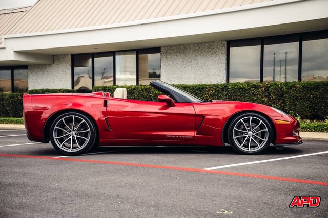 Used 2013 Chevrolet Corvette 427 w/ 1SB Preferred Equipment Group RWD image 11