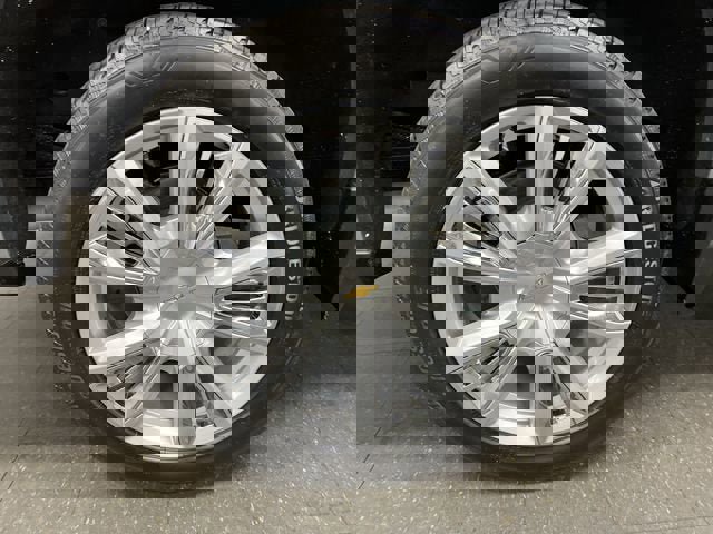 Certified 2025 Chevrolet Silverado 1500 High Country image 34