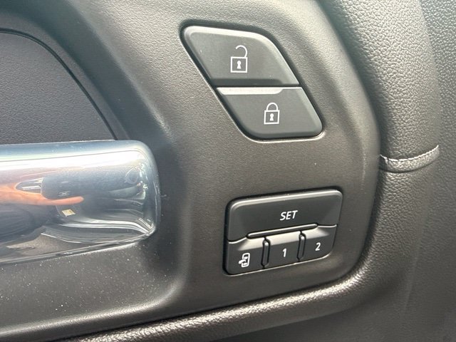 Used 2021 GMC Sierra 1500 Denali w/ Denali Ultimate Package AWD/4WD image 15