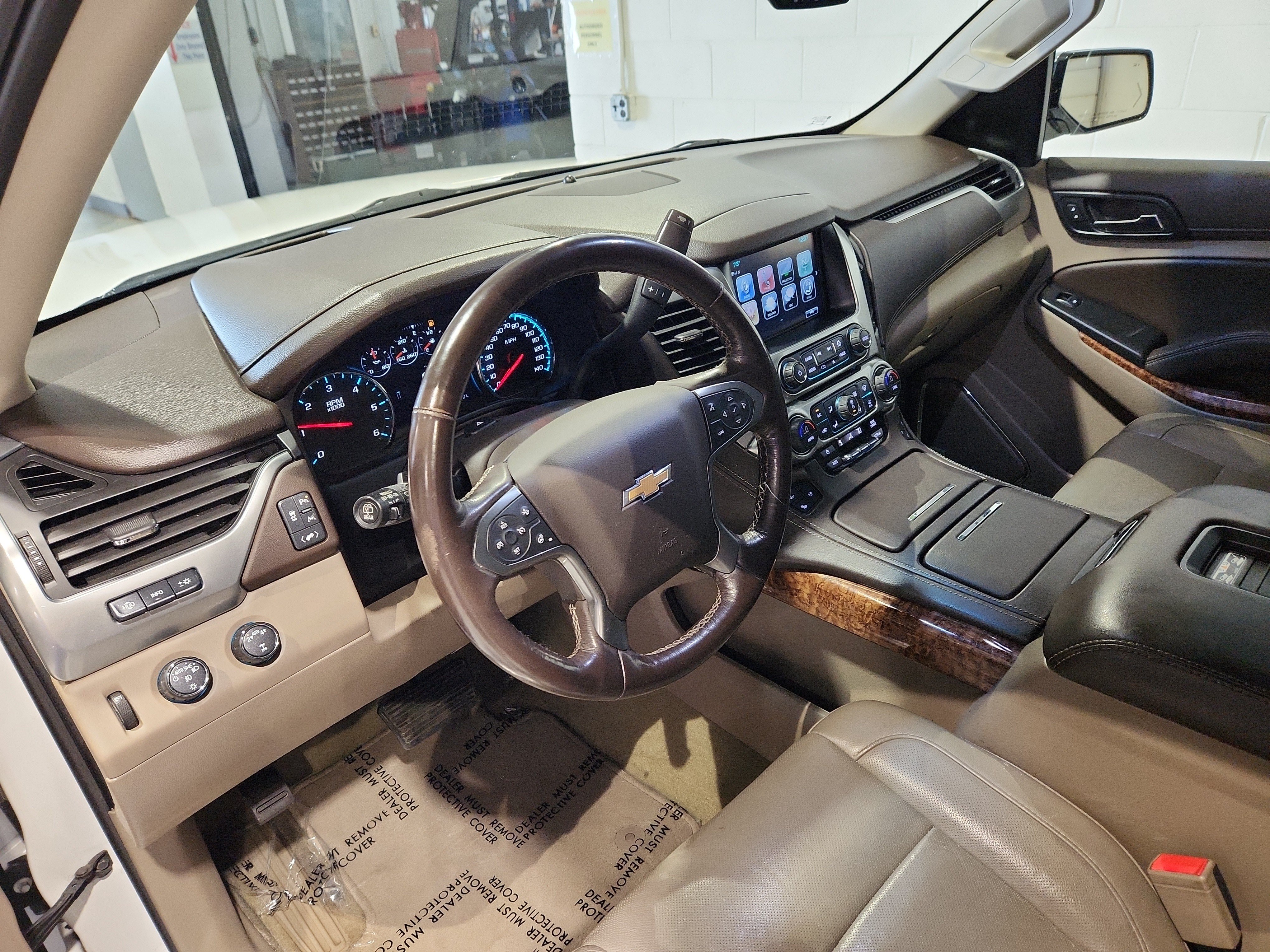 Used 2018 Chevrolet Suburban Premier AWD/4WD image 5