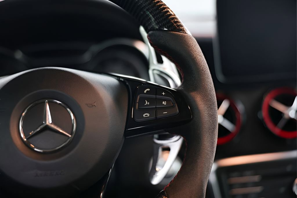 Used 2018 Mercedes-Benz GLA 45 AMG 4MATIC image 39