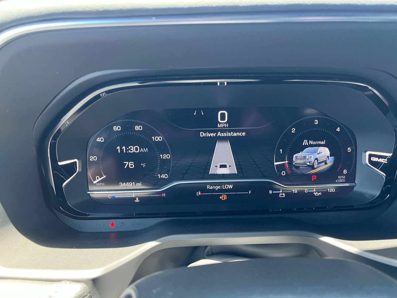 Used 2023 GMC Yukon Denali RWD image 42