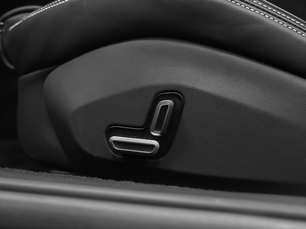 Certified 2023 Ferrari Roma image 47