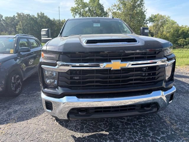 Used 2026 Chevrolet Silverado 2500 LT AWD/4WD image 5