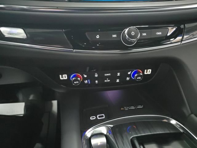 Used 2023 Buick Enclave Premium AWD/4WD image 22