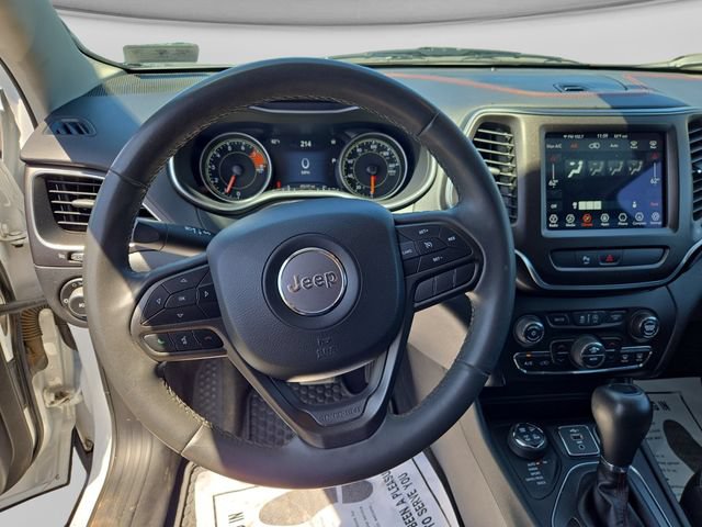 Used 2020 Jeep Cherokee Trailhawk AWD/4WD image 9