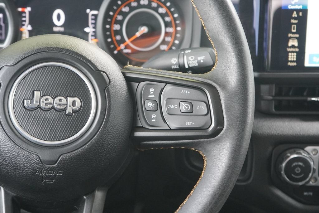 Used 2024 Jeep Gladiator Sport AWD/4WD image 17