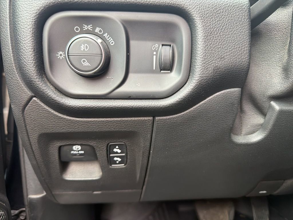 Used 2021 RAM 1500 Big Horn AWD/4WD image 15