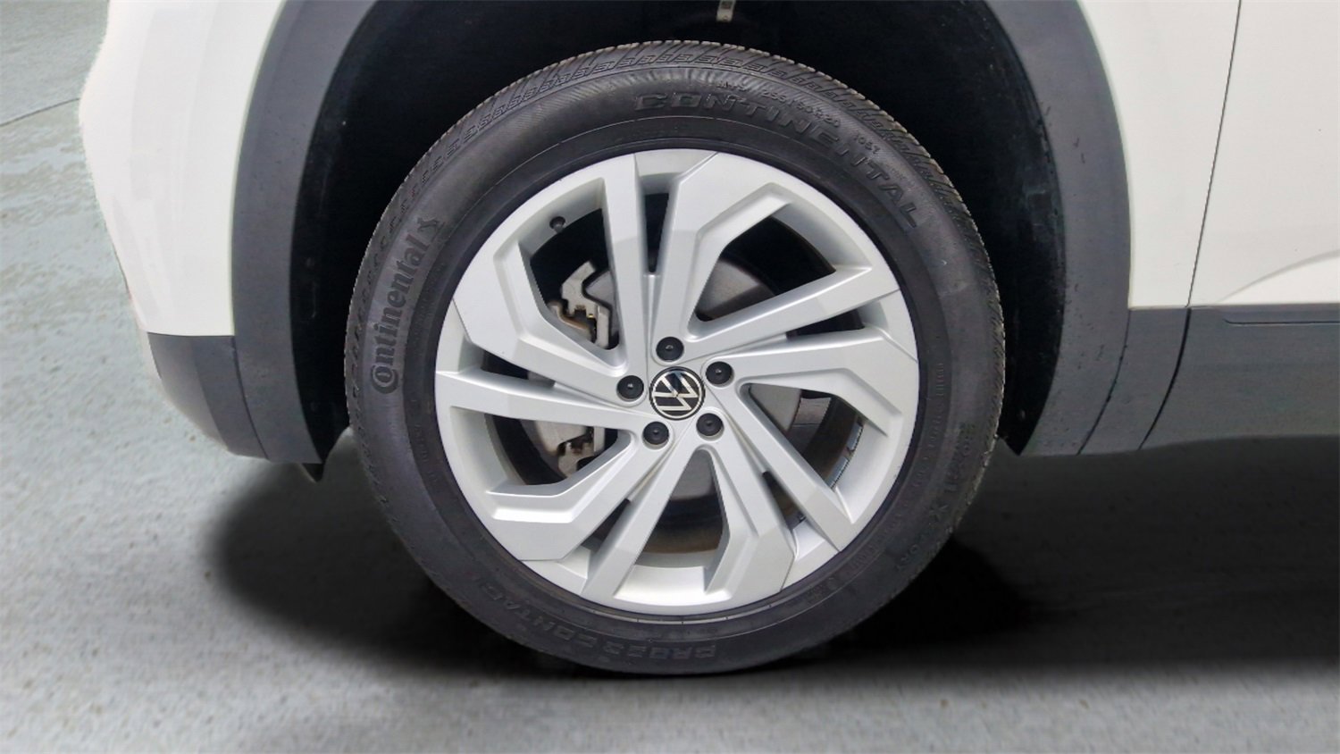 Used 2021 Volkswagen Atlas SE w/ Panoramic Sunroof Package image 32