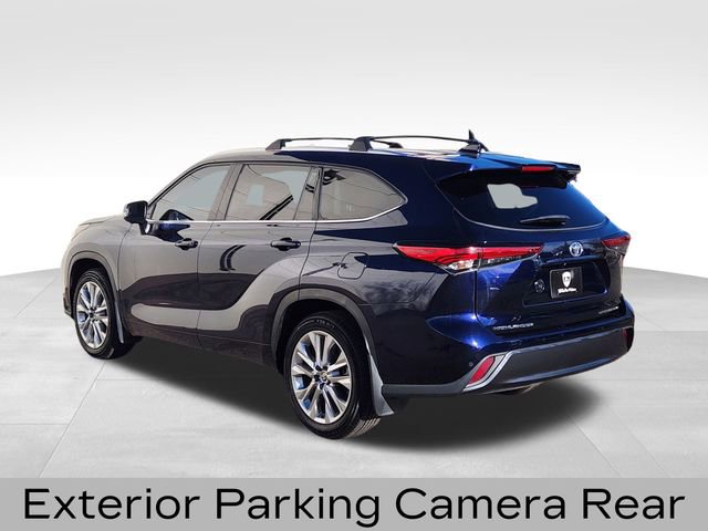 Used 2023 Toyota Highlander Limited image 7
