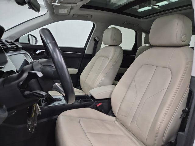 Used 2019 Audi Q3 2.0T Premium image 22