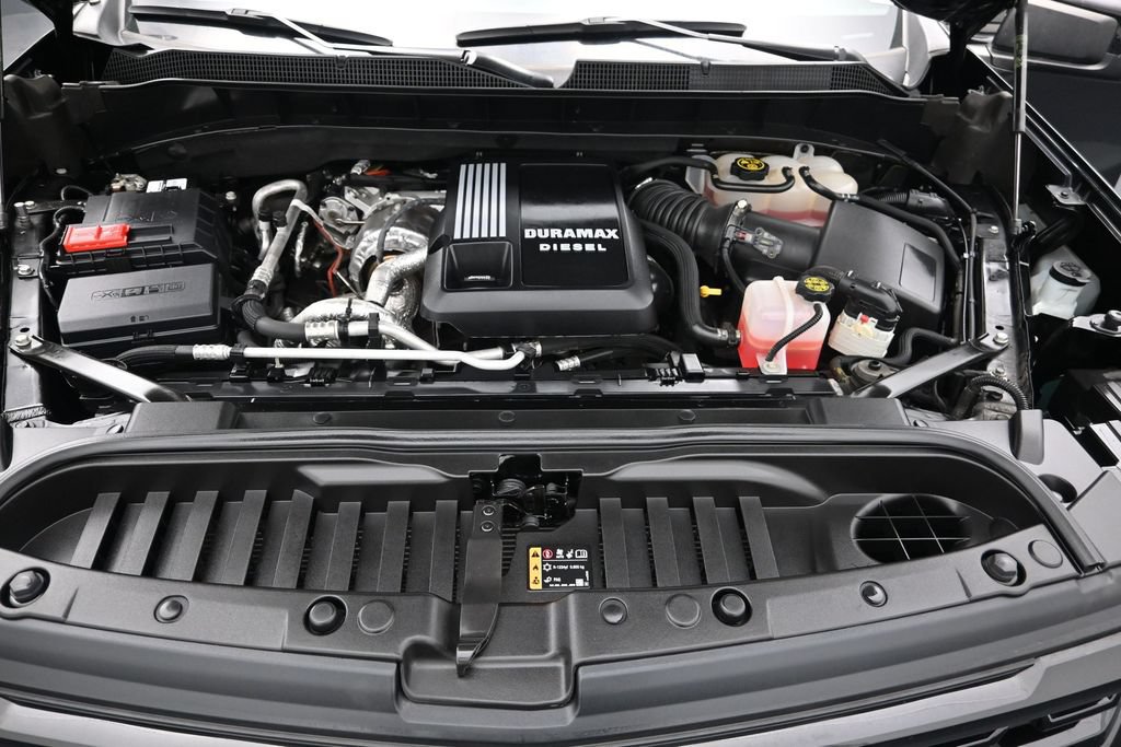 Used 2023 Chevrolet Silverado 1500 RST AWD/4WD image 16