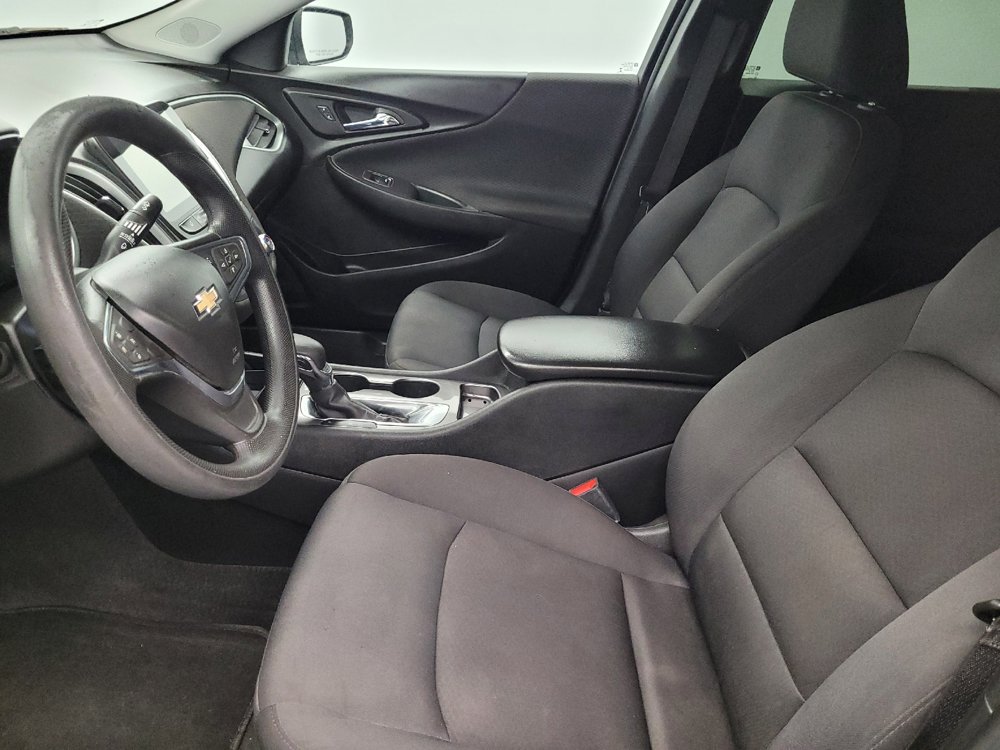 Used 2022 Chevrolet Malibu LS FWD image 17