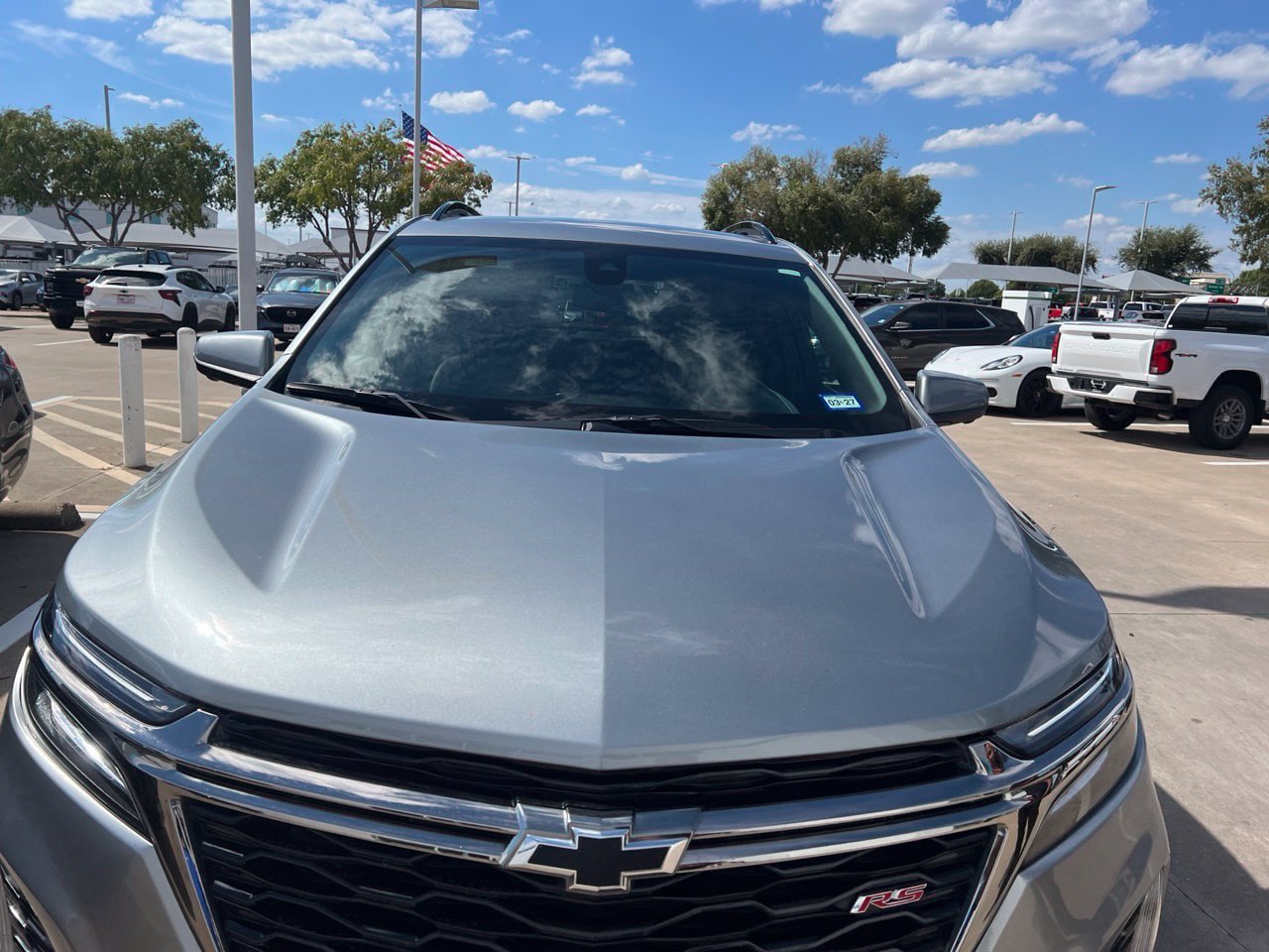 Used 2023 Chevrolet Equinox RS FWD image 4