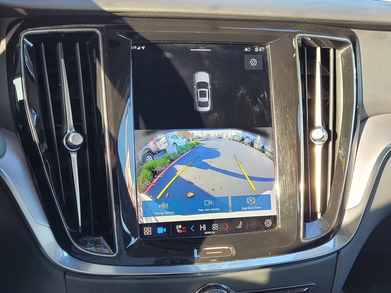 Used 2024 Volvo S60 B5 Core image 20