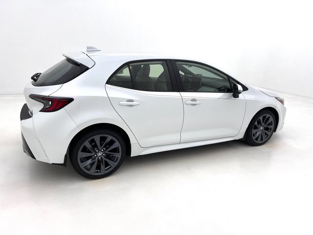 Used 2023 Toyota Corolla XSE FWD image 6