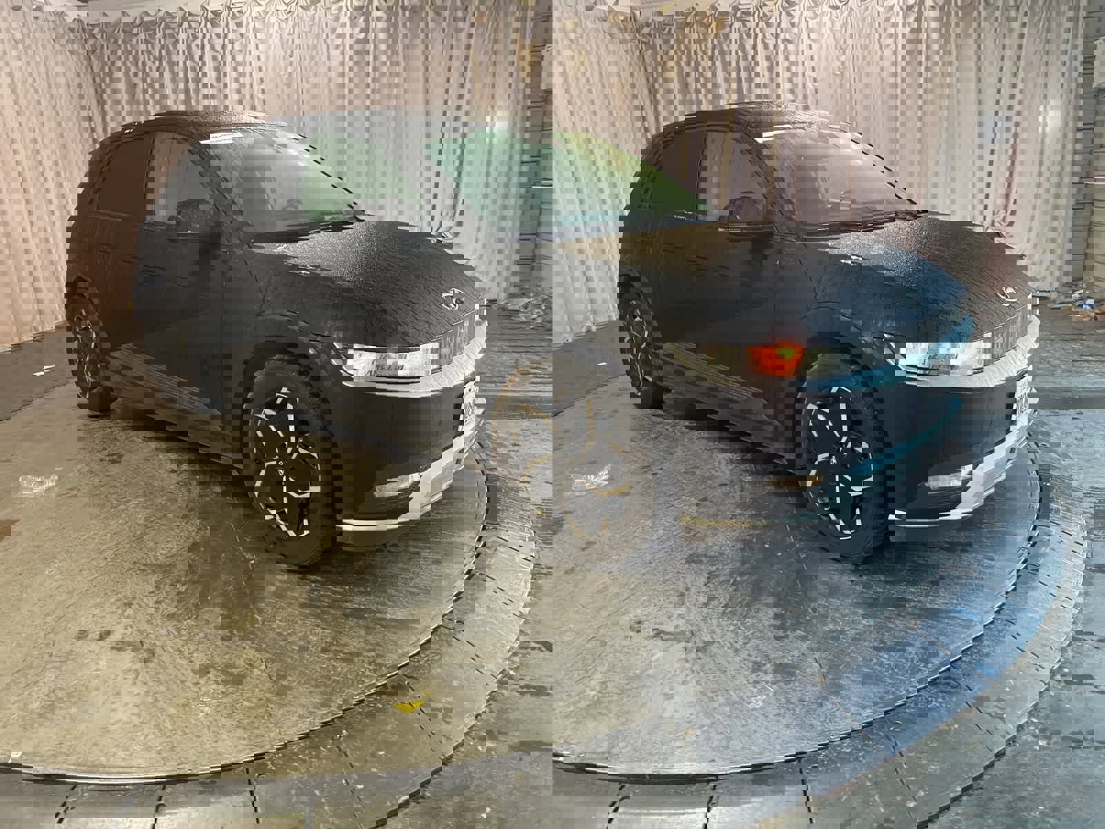 Used 2023 Hyundai Ioniq 5 SE w/ Cargo Package image 3