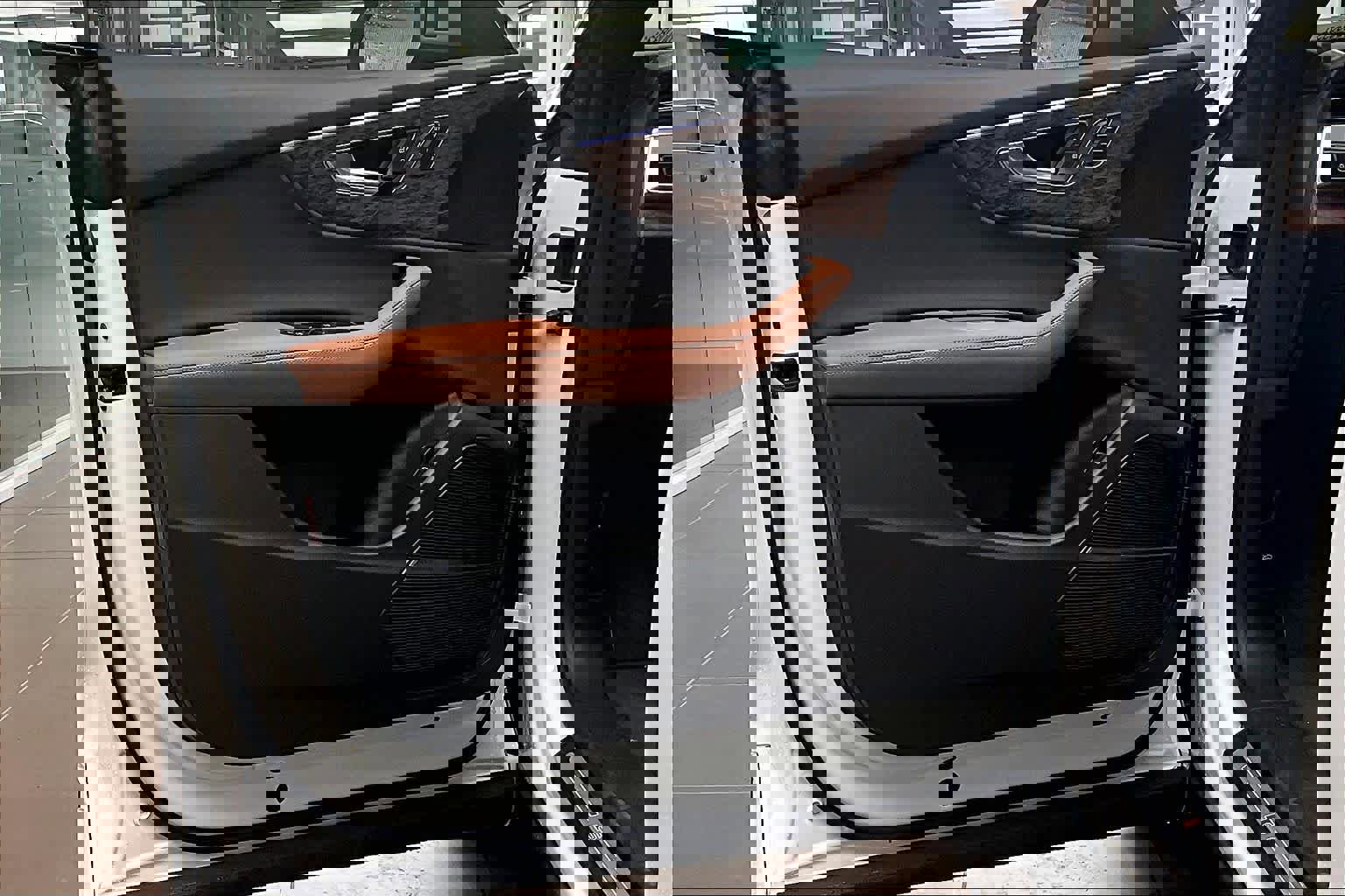 New 2026 Audi Q8 Premium Plus image 10