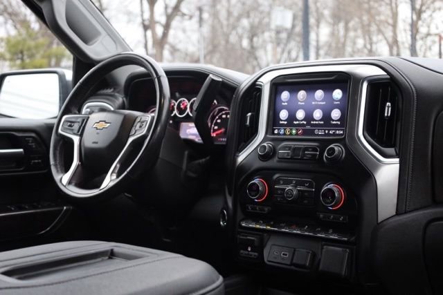 Used 2021 Chevrolet Silverado 1500 LTZ w/ Z71 Off-Road Package image 36